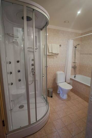 Фото номера Люкс с доступом в спа-центр Отель Arensburg Boutique Hotel &amp; Spa г. Курессааре 12