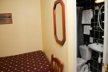 Фото номера Стандартный одноместный номер Отель Repo Hotel г. Курессааре 5
