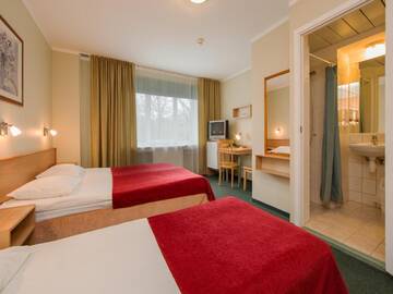 Фото номера Трехместный номер Отель Arabella Hotel г. Курессааре 3